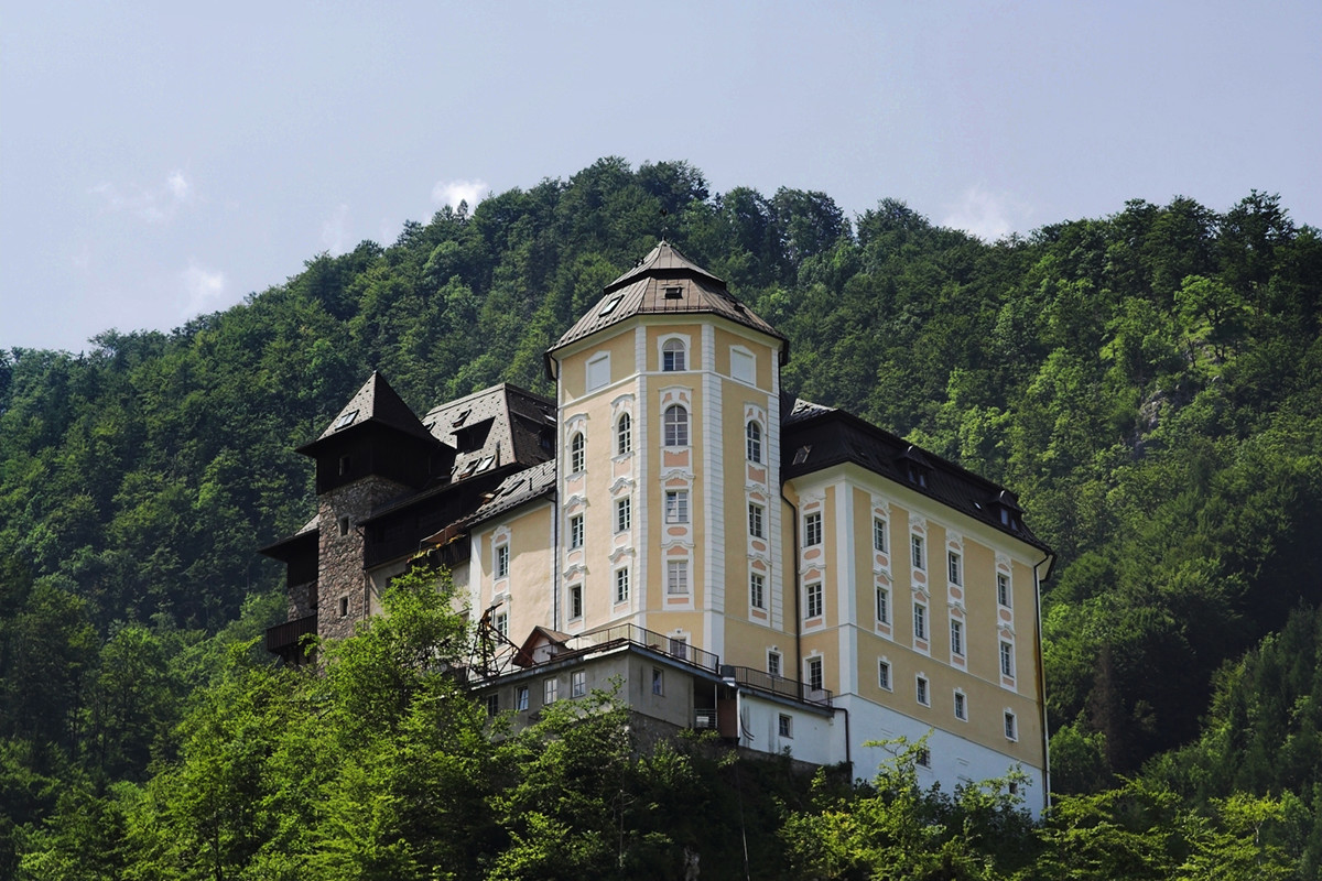 Schloss Klaus | Klostermühle • Freizeitheim + Bibelschule